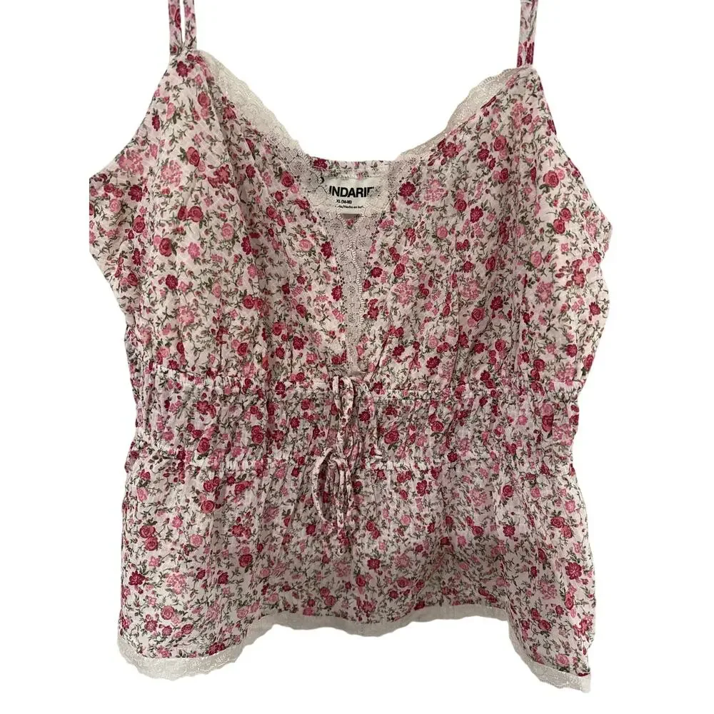 No Boundaries Women's Red Rose Ditsy Cami Top - XS